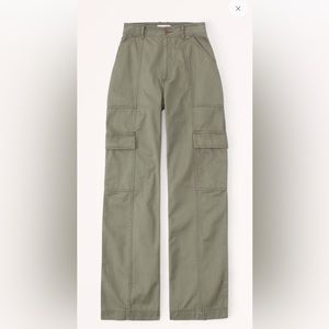 Abercrombie & Fitch Relaxed Utility Pants in Green